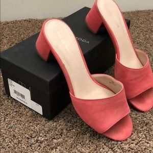 Beautiful spring/summer slide heeled sandals